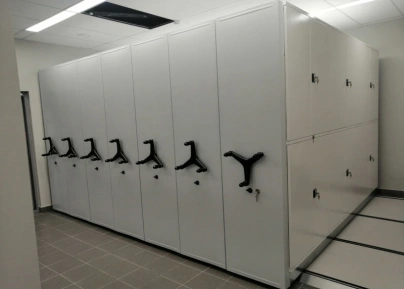 Закрывающиеся металлические стеллажи для секретных документов